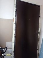 Лот: 20127341. Фото: 4. Продам входную дверь БУ. Красноярск
