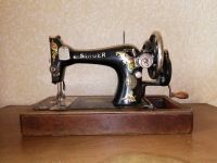 Лот: 15563184. Фото: 2. Швейная машинка зингер. Мелкая бытовая техника