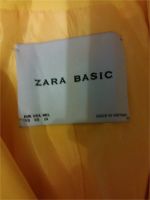 Лот: 8954947. Фото: 2. Плащ ZARA оригинал, ярко-желтый. Женская одежда