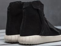 Лот: 17107456. Фото: 7. Кроссовки Adidas Yeezy 750 Boost...