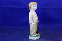 Лот: 18577791. Фото: 6. Статуэтка фарфоровая Мальчик с...