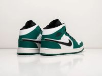 Лот: 20278304. Фото: 3. Кроссовки Nike Air Jordan 1 High. Одежда, обувь, галантерея