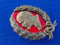 Лот: 25527890. Фото: 7. Нагрудный знак Ленин в венке винт...