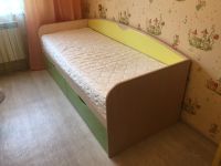 Лот: 11751355. Фото: 2. Продам детскую кровать с ящиками... Детская мебель