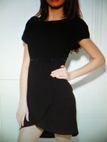 Лот: 6268060. Фото: 2. Красивое чёрное платье Mondigo. Женская одежда