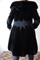 Лот: 5241660. Фото: 2. Шуба мутоновая с каракулевыми... Женская одежда