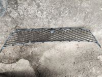Лот: 25800699. Фото: 2. Решетка бампера Mitsubishi Outlander... Автозапчасти