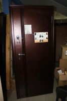 Лот: 5475520. Фото: 3. Дверь стальная "Ангара" с выставки... Строительство и ремонт