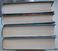 Лот: 21130401. Фото: 2. 4 тома из серии Жюльетта Бенцони... Литература, книги
