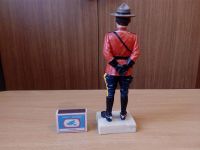 Лот: 10919925. Фото: 3. Сувенир. Статуэтка "Канадский... Сувениры, подарки