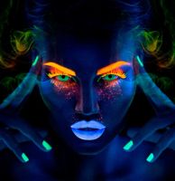 Лот: 11655998. Фото: 5. UV GLOW линзы, светящиеся в ультрафиолете...