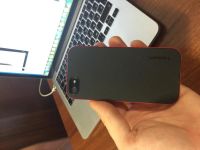 Лот: 4699772. Фото: 2. Чехол для iPhone 5 / 5s spigen... Аксессуары
