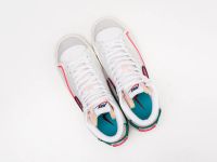 Лот: 18916465. Фото: 3. Кроссовки Nike Blazer Mid 77. Одежда, обувь, галантерея