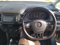 Лот: 25703157. Фото: 3. Volkswagen Sharan, 2016 год в... Красноярск
