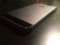 Лот: 6586801. Фото: 3. iPhone 5S 16GB Black - треснуто... Красноярск