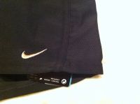 Лот: 4667682. Фото: 2. Шорты женские Nike, размер M. Спортивная одежда