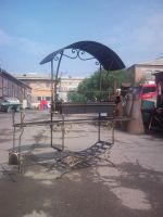 Лот: 3051925. Фото: 3. Мангал с крышей и двумя столиками... Красноярск