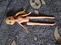 Лот: 22176365. Фото: 6. Игрушка Кукла(сломана нога)