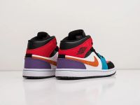 Лот: 17997240. Фото: 3. Кроссовки Nike Air Jordan 1 Mid. Одежда, обувь, галантерея