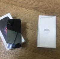 Лот: 10580822. Фото: 2. iPhone SE 32gb spase gray серый... Смартфоны, связь, навигация