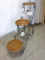 Лот: 904074. Фото: 2. Кованая подставка для цветов с... Мебель для гостиной