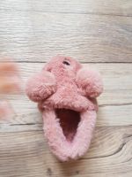 Лот: 11980244. Фото: 2. Уютные тапочки для девочки. Обувь