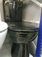 Лот: 11151537. Фото: 2. Унитаз чёрный, очень стильный... Сантехника, водопровод