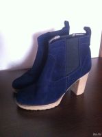 Лот: 14541496. Фото: 2. Ботильоны синие со вставками... Женская обувь