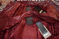 Лот: 6119933. Фото: 5. Куртка пиджак из лаковой кожи...