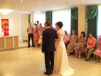 Лот: 3240342. Фото: 3. Свадебное платье. Одежда, обувь, галантерея