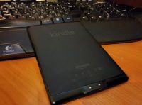 Лот: 7636970. Фото: 2. Amazon kindle 4 D0100 черная... Электронные книги, аксессуары