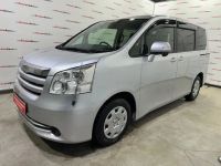 Лот: 24776004. Фото: 10. Toyota Noah, 2009