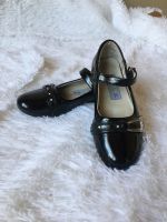 Лот: 9482137. Фото: 2. Туфли на девочку. Обувь