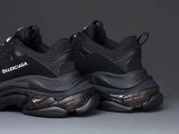 Лот: 14376879. Фото: 6. Кроссовки Balenciaga Triple S...