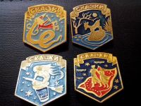 Лот: 3295729. Фото: 2. Значки Сказки. 4 шт. (№2359м). Значки, медали, жетоны
