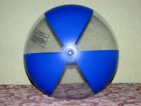 Лот: 404760. Фото: 2. Надувной мяч синий с прозрачными... Спортивные товары