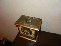 Лот: 8227209. Фото: 3. Настольные часы-имитация бронзы. Домашний быт