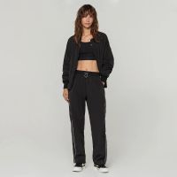 Лот: 22722273. Фото: 3. Женские брюки Straight Woven Pants. Одежда, обувь, галантерея