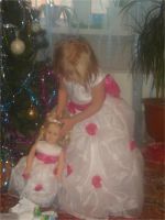 Лот: 11303265. Фото: 2. Бальное платье с розами. Одежда и аксессуары