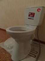 Лот: 3277207. Фото: 3. Унитаз Santek с бачком, крышкой... Строительство и ремонт