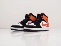 Лот: 18215345. Фото: 2. Кроссовки Nike Air Jordan 1 (21746... Женская обувь