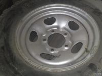 Лот: 8994620. Фото: 3. Продам грязевую резину с диском... Авто, мото, водный транспорт