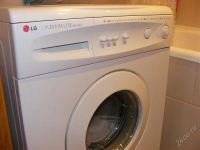 Лот: 748043. Фото: 2. Стиральная машина LG WD-1002C. Крупная бытовая техника