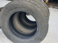 Лот: 17190153. Фото: 2. Шина bridgestone r17 235 на 65. Шины, Диски