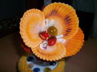 Лот: 10632353. Фото: 2. цветок "Оранж" в вязаном костюмчике... Сувениры