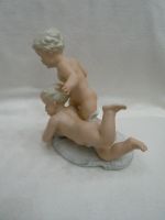 Лот: 25849355. Фото: 4. Путти, дети играющие с мячом Schaubach-Kunst... Красноярск