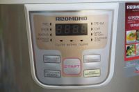 Лот: 5308509. Фото: 4. Мультиварка Redmond RMC-4503. Красноярск