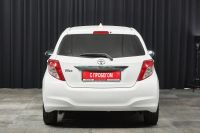 Лот: 24589361. Фото: 6. Toyota Vitz 2011