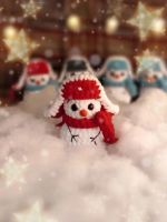 Лот: 20976965. Фото: 3. Вязаная игрушка снеговик в ушанке. Сувениры, подарки