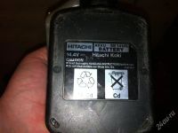 Лот: 2475447. Фото: 2. Аккумуляторный шуруповерт Hitachi. Садовый инструмент и инвентарь